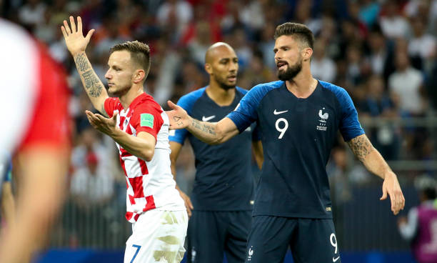 莱昂纳多对 莱昂纳多对